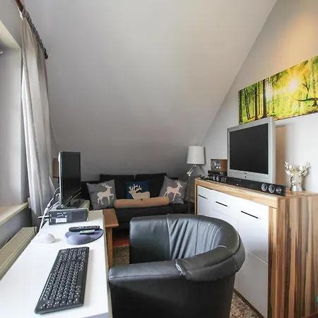 Jagdschl Sschen Apartment